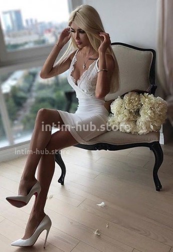 Лина, Г. Мончегорск